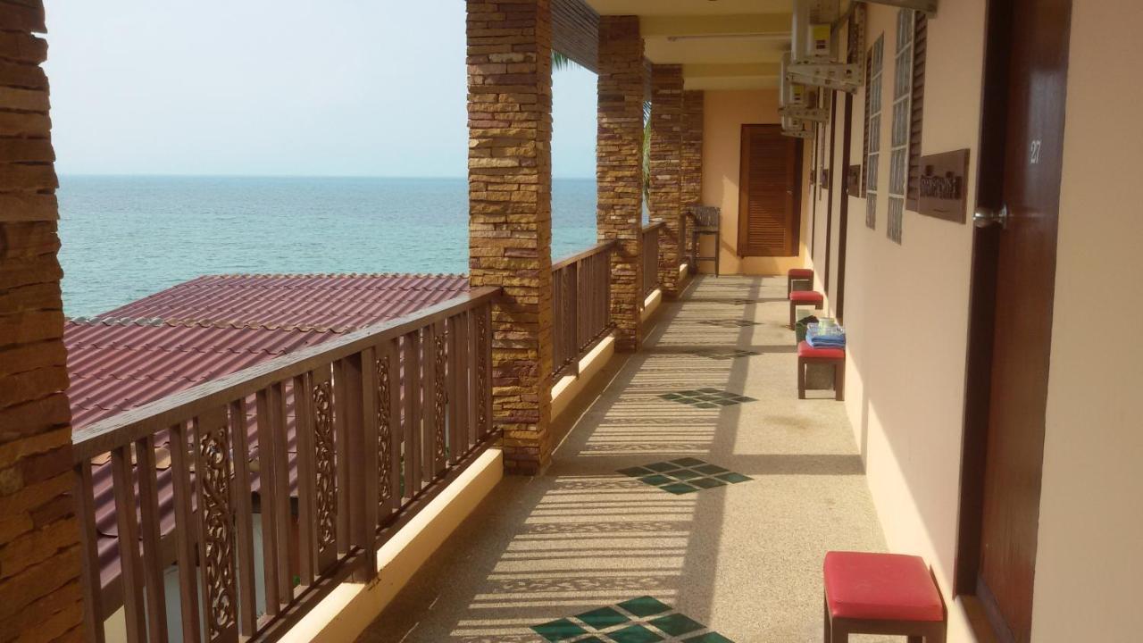 First Villa Beach Resort Baan Tai Ngoại thất bức ảnh